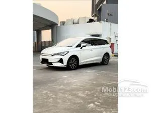 2024 BYD M6 Superior 7 Seater MPV