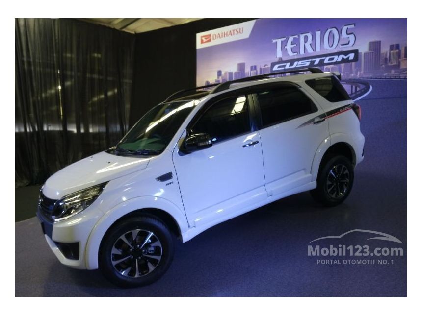 Jual Mobil Daihatsu Terios 2017 ADVENTURE R 1.5 di Jawa 