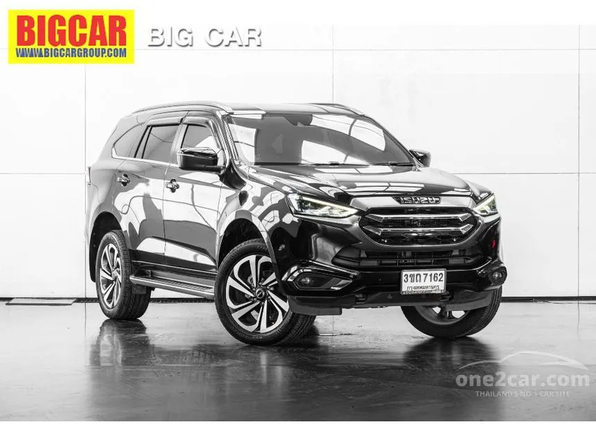 2022 Isuzu MU-X Ultimate SUV
