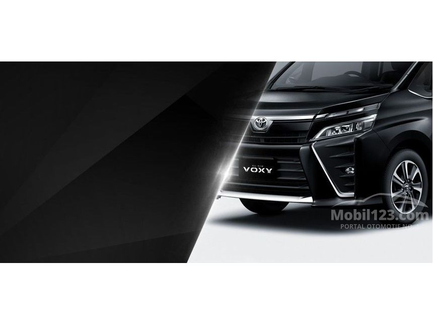 2017 Toyota Voxy Wagon