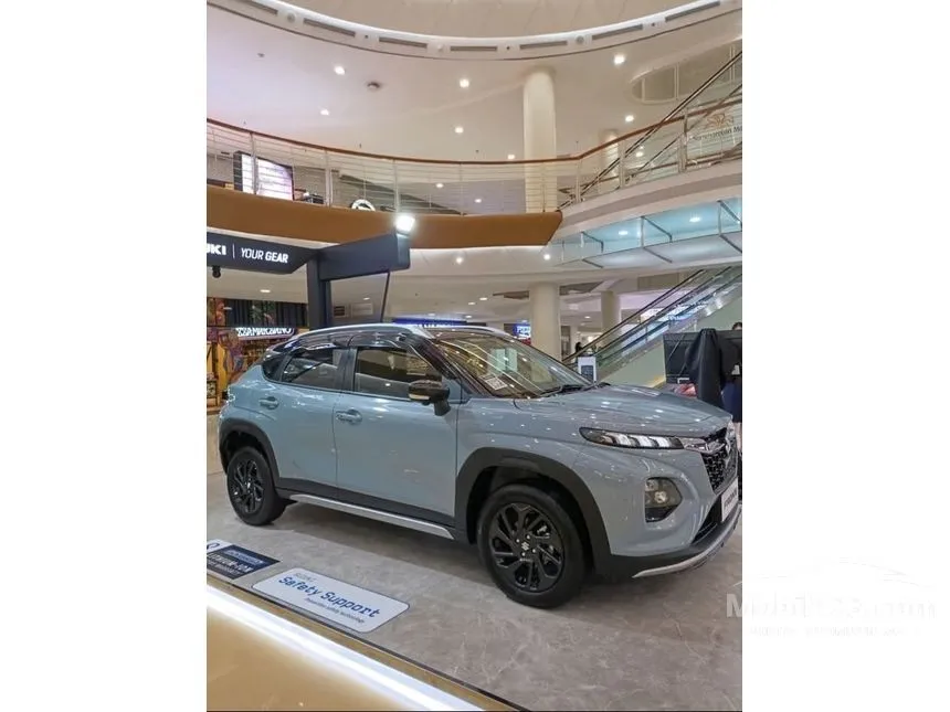 2025 Suzuki Fronx SGX Hybrid (2 Tone) SUV