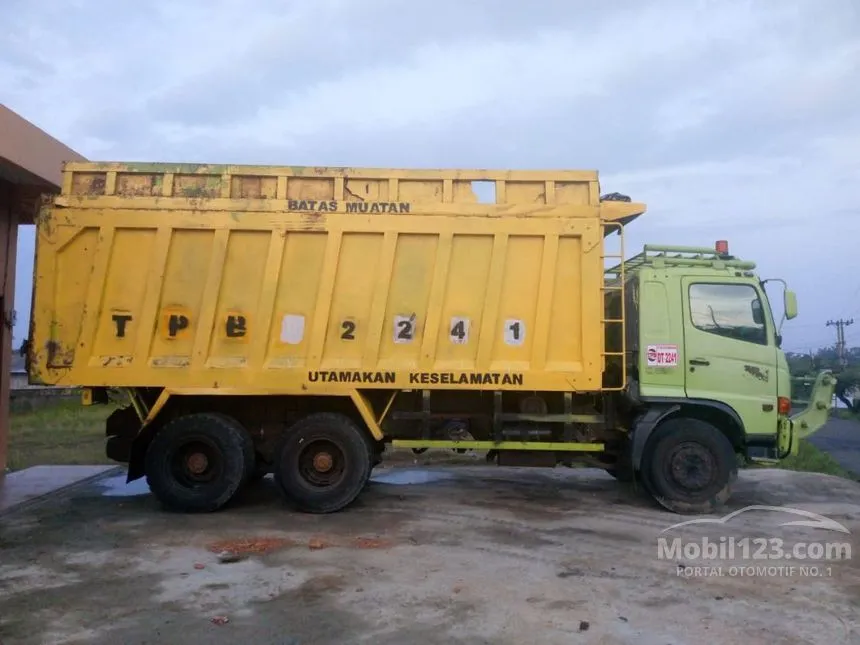 2017 Hino Ranger FM 260 JD Truck