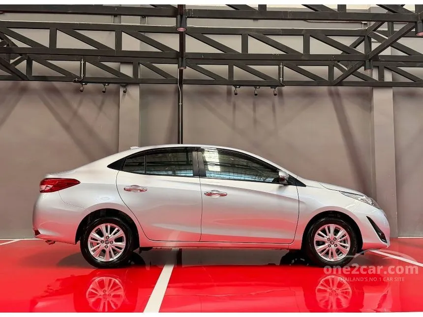 2019 Toyota Yaris Ativ G Sedan