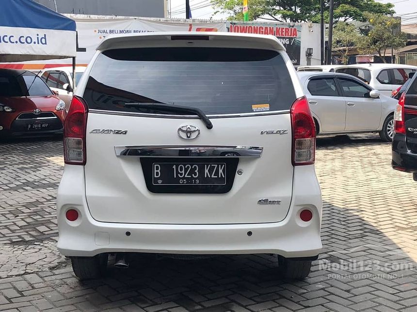 Jual Mobil  Toyota Avanza  2014  Veloz  1 5 di Jawa Barat 