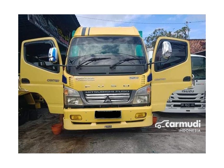 Mitsubishi Fuso 2019 Fm Series 7.5 In Jawa Timur Manual Trucks Yellow 