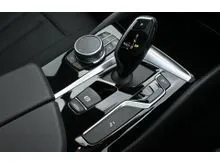 2019 BMW 520i 2.0 Luxury Sedan
