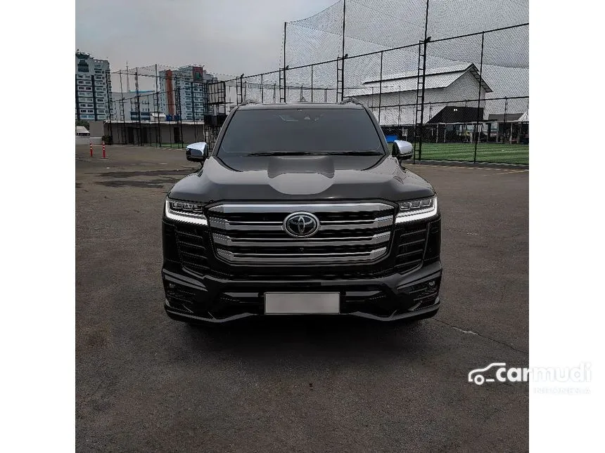 2024 Toyota Land Cruiser 300 VX-R SUV