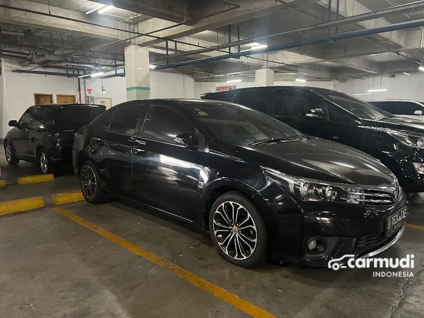 2014 Toyota Corolla Altis V Sedan