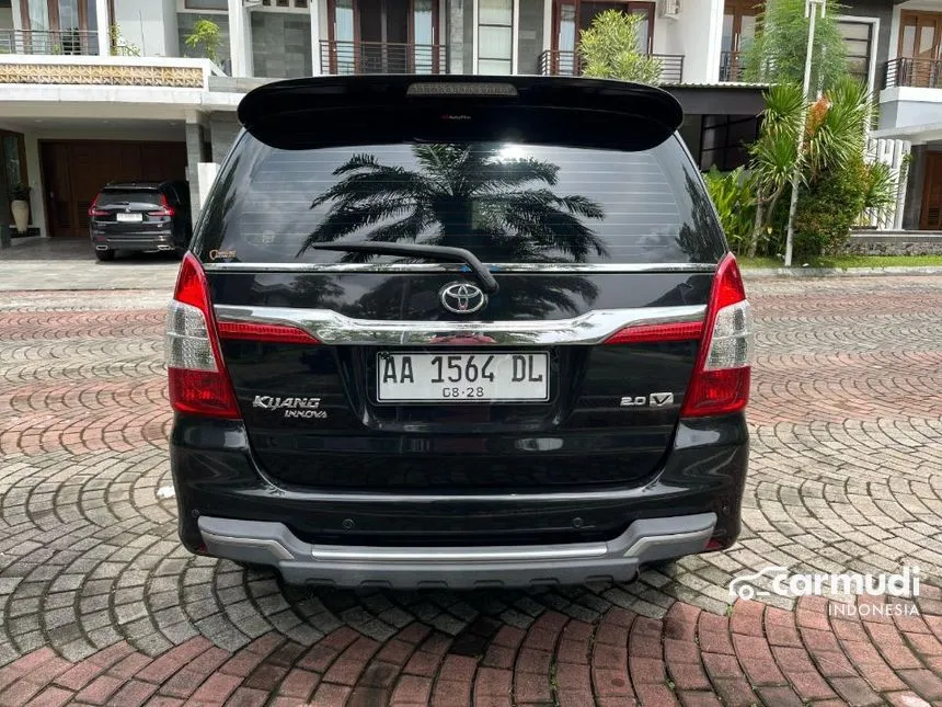 2013 Toyota Kijang Innova V MPV