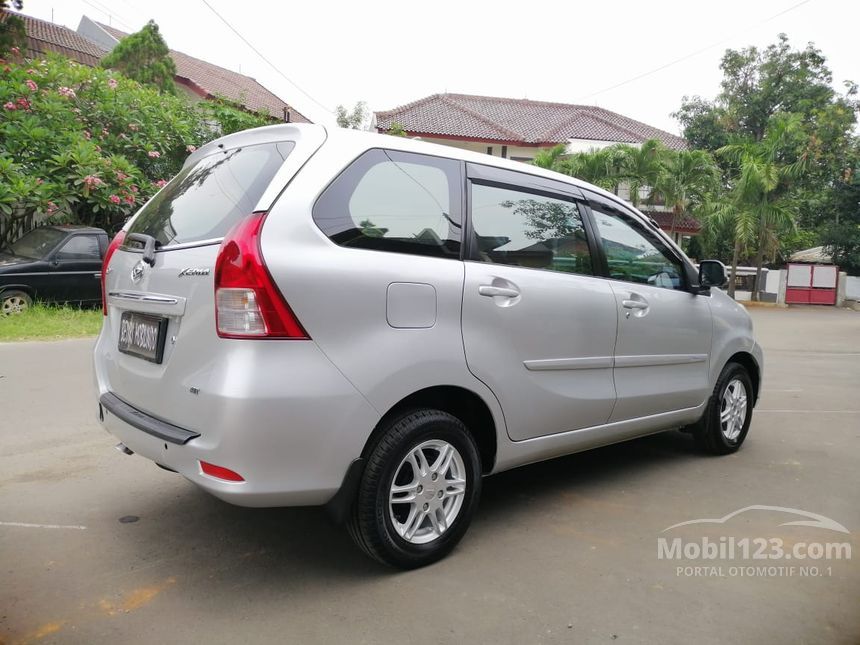 Jual Mobil  Daihatsu  Xenia  2013 R DLX 1 3 di DKI Jakarta 