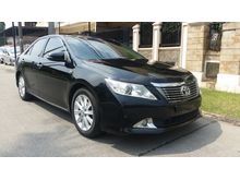 2012 Toyota Camry 2.5 V Sedan