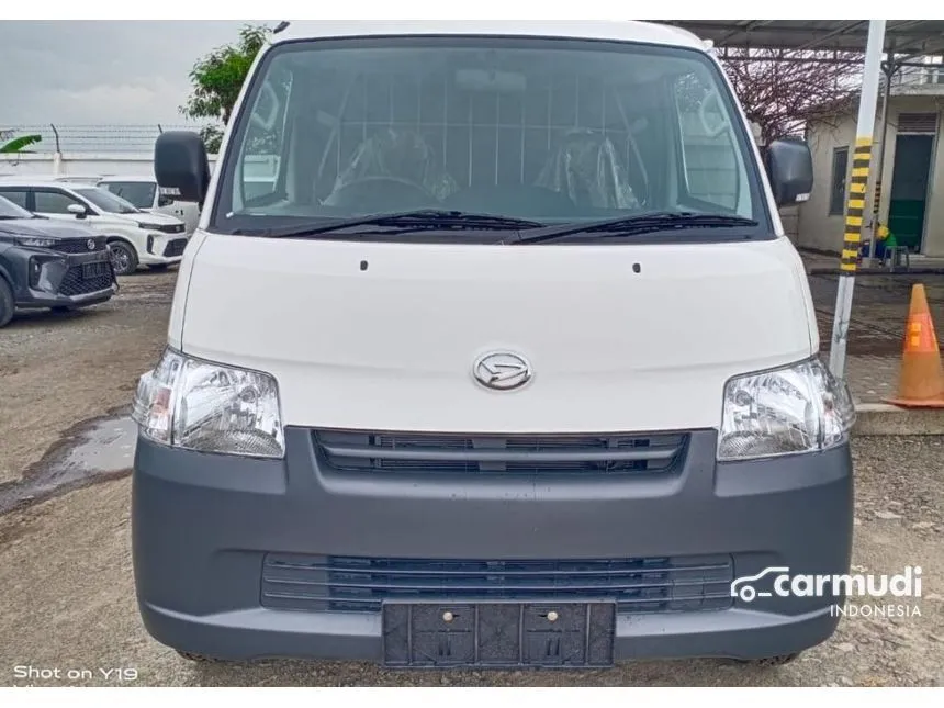 2025 Daihatsu Gran Max Blind Van AC Van