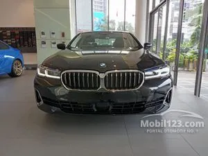 2022 BMW 530i 2,0 Opulence Sedan