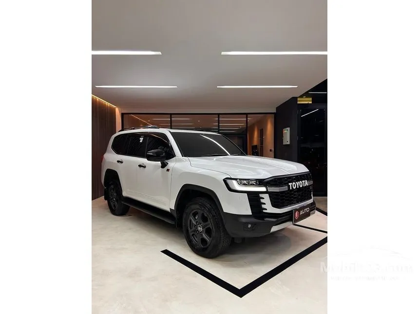 2024 Toyota Land Cruiser 300 GR-S SUV