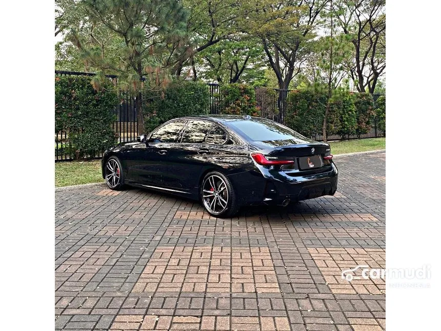 2023 BMW 330i M Sport Pro Sedan