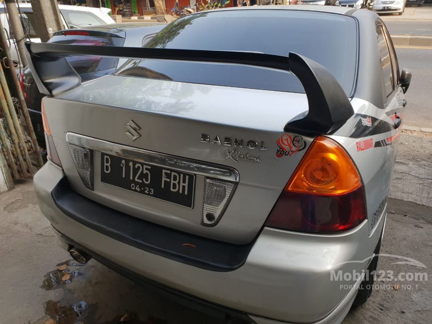 Jual Mobil  Suzuki  Baleno  2004 Series 1 1 5 di Jawa  Barat  