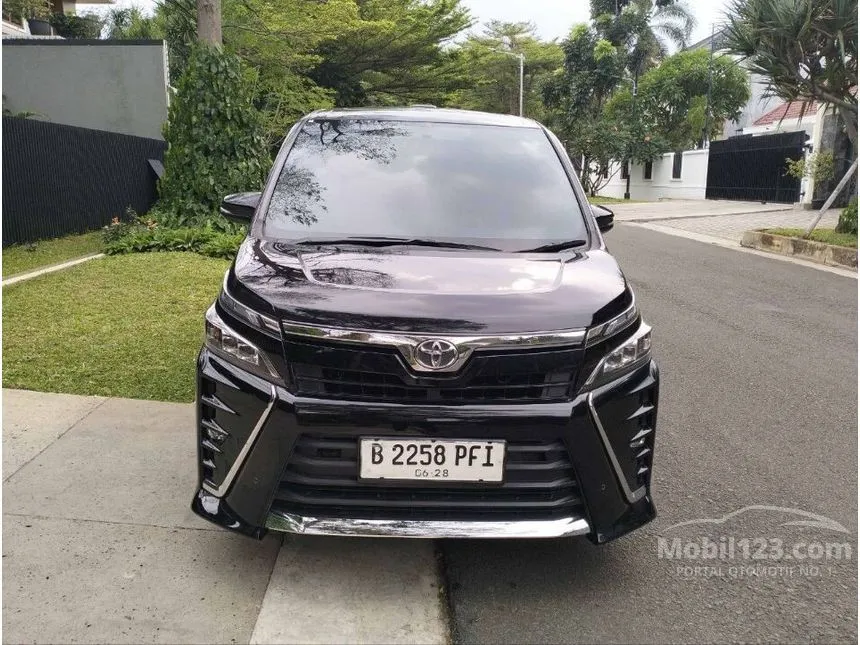Jual Mobil Toyota Voxy 2018 2.0 di DKI Jakarta Automatic Wagon Hitam Rp 320.000.000