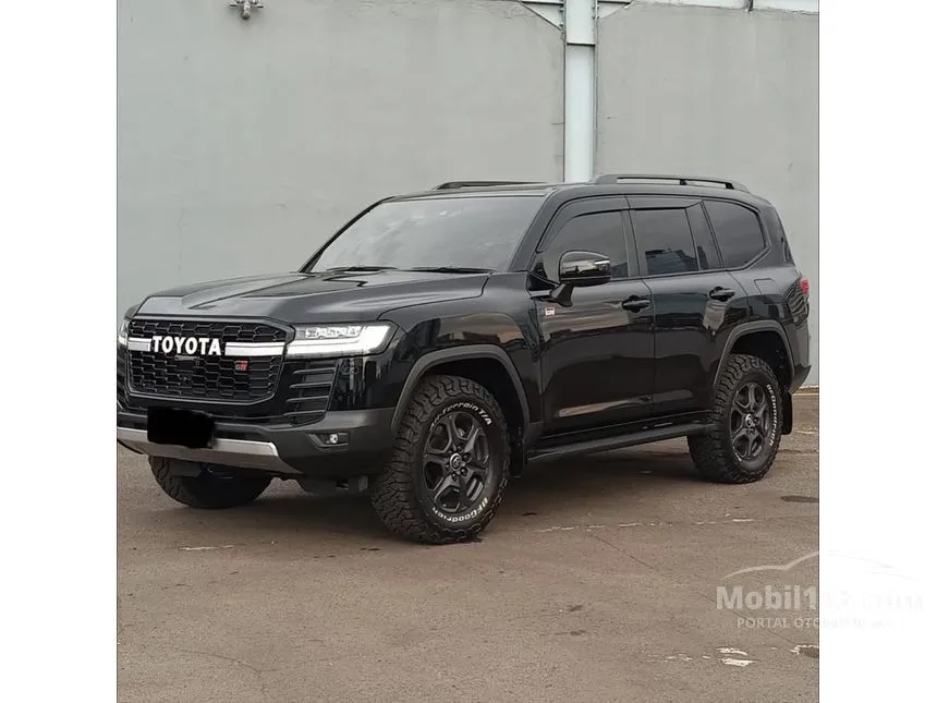2026 Toyota Land Cruiser 300 GR-S SUV