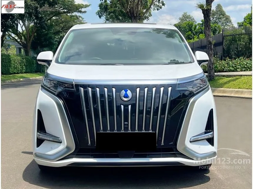 2025 Denza D9 Advanced MPV