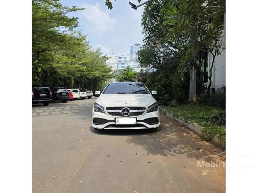 2016 Mercedes-Benz CLA200 AMG Coupe