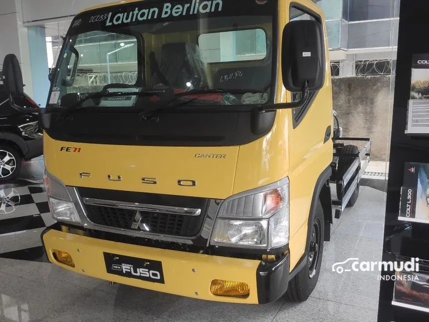 2022 Mitsubishi Colt FE 71 Trucks