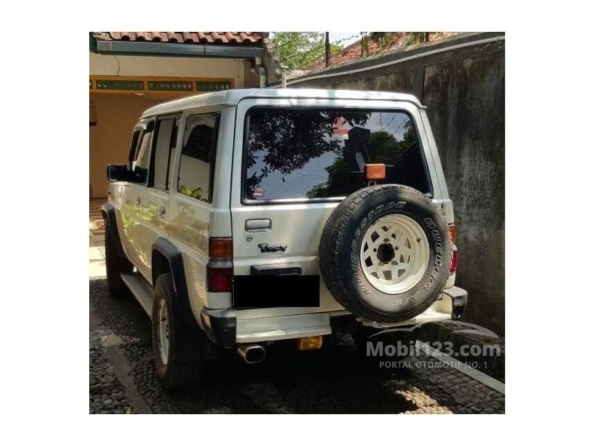 Jual Mobil  Daihatsu Taft  2002 GT  2 8 di Jawa Barat Manual 