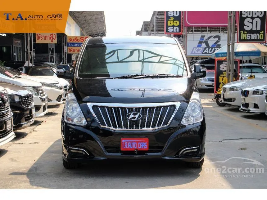 2017 Hyundai H-1 Deluxe Van