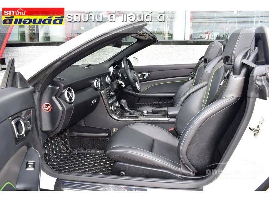 2016 Mercedes-Benz SLK200 AMG CarbonLOOK Convertible