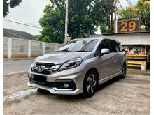 LOW Km Honda mobilio RS AT 2015 TYPE TERTINGGI Tangan 1 dr baru