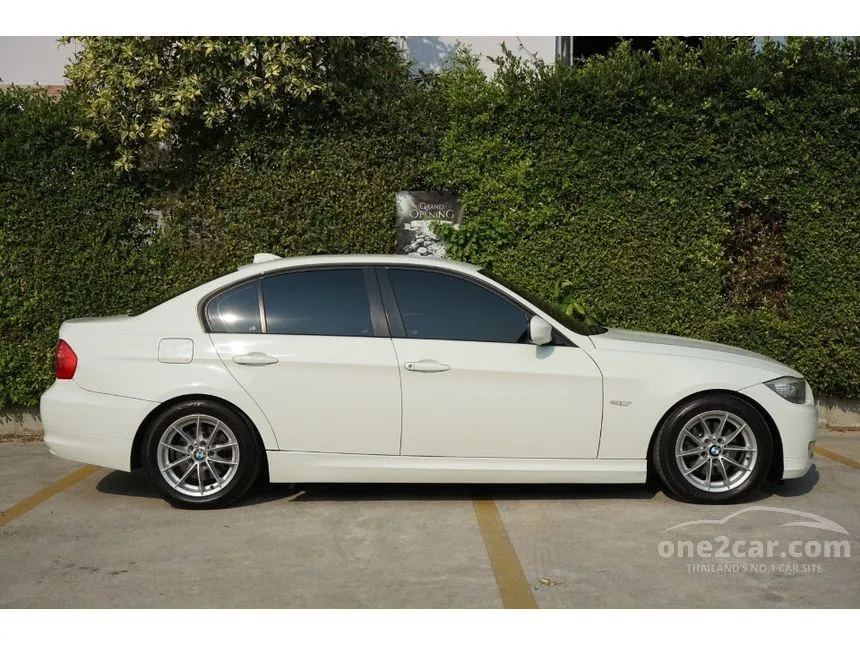 2011 BMW 320i SE Sedan