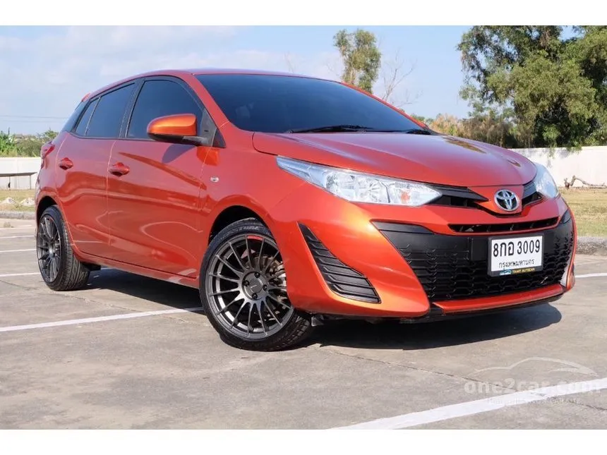 2019 Toyota YARIS J Hatchback