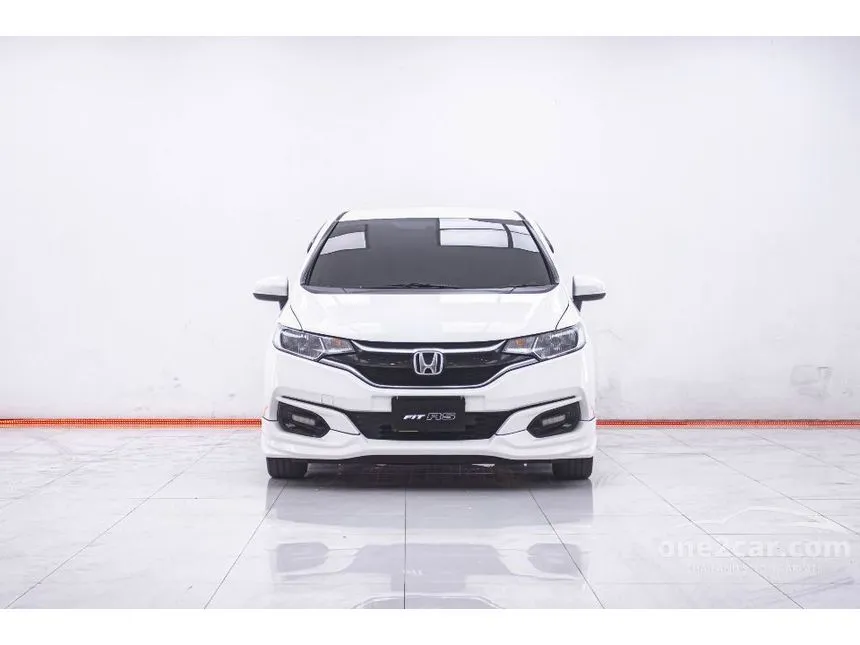 2018 Honda JAZZ V+ Hatchback