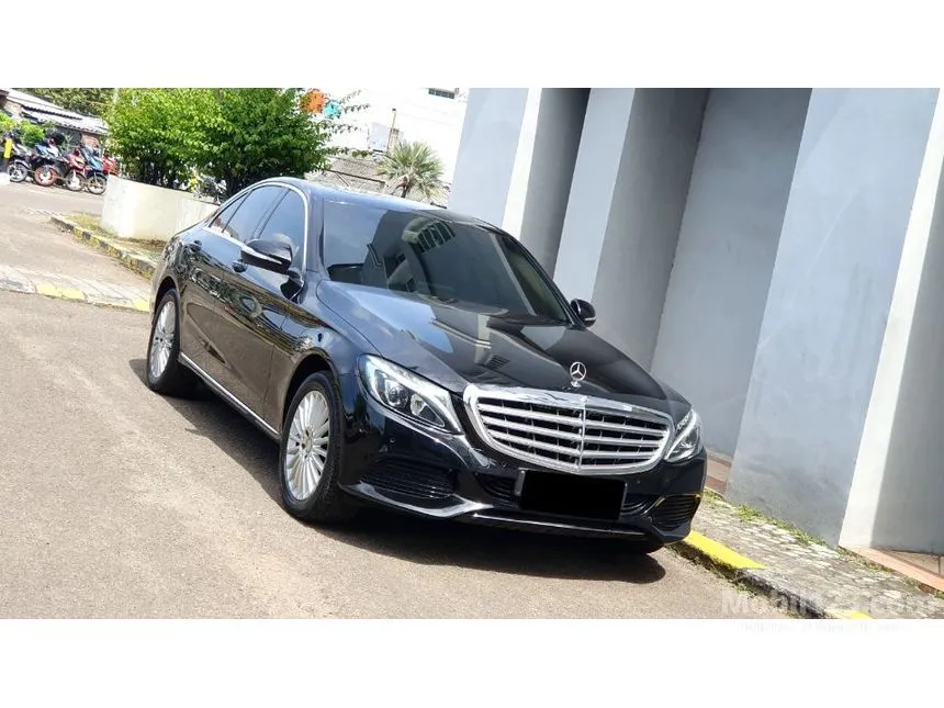 2015 Mercedes-Benz C250 Exclusive Sedan