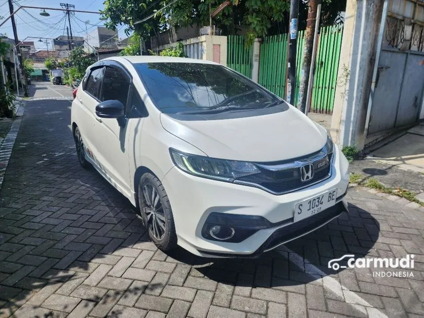 Jual Mobil Honda Jazz 2018 RS 1.5 di Jawa Timur Automatic Hatchback Putih Rp 229.000.000