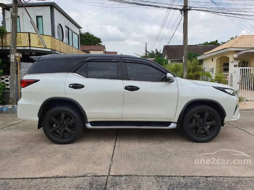 2018 Toyota FORTUNER TRD Sportivo (2-Tone) SUV