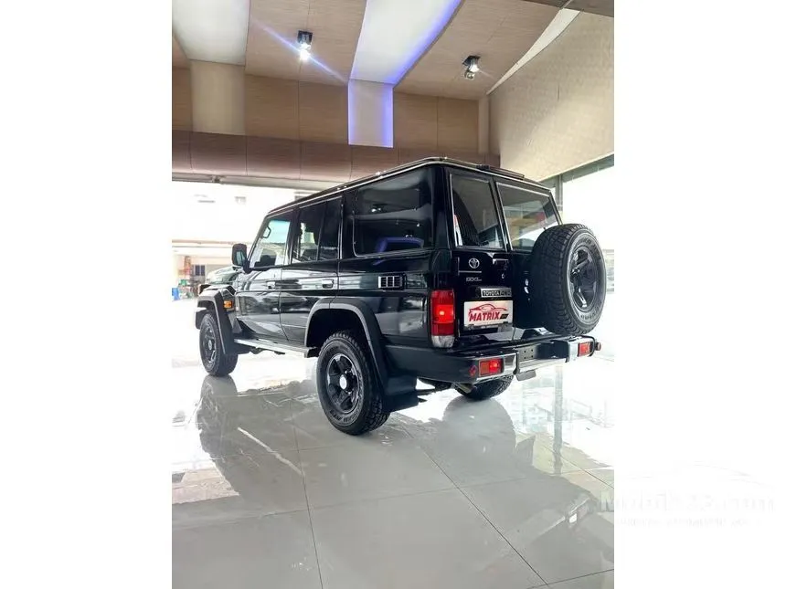 2025 Toyota Land Cruiser 70 GXL SUV