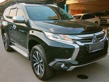 Mitsubishi Pajero Sport Dakar Facelift NIK 2017 Km 15ribuan Hitam