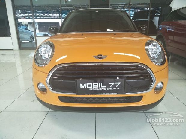 MINI Mobil bekas dijual di Surabaya Jawa-timur Indonesia 