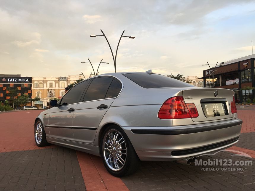 Jual Mobil  BMW  318i  2001 E46 1 9 di Banten Automatic Sedan 