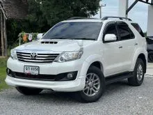 2013 Toyota FORTUNER 3.0 (ปี 12-15) V 50th Anniversary SUV