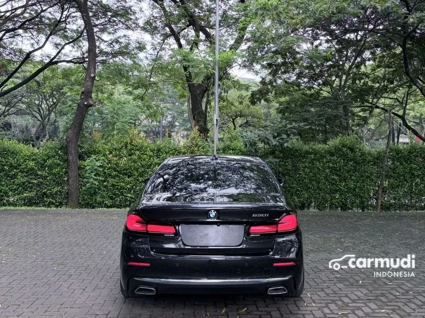 2023 BMW 530i Opulence Sedan