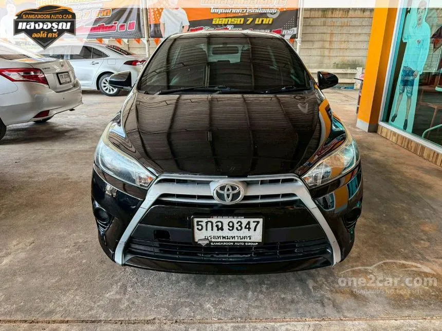 2016 Toyota YARIS J Hatchback