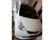 2013 Daihatsu Sirion 1.3 D FMC DELUXE Hatchback