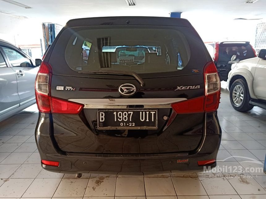 Jual Mobil Daihatsu Xenia 2022 R 1 3 di DKI Jakarta Manual 