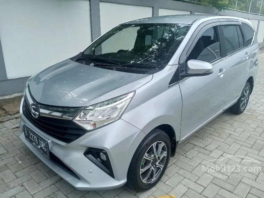 Jual Mobil Daihatsu Sigra 2019 R Deluxe 1.2 di Banten Automatic MPV Silver Rp 127.000.000