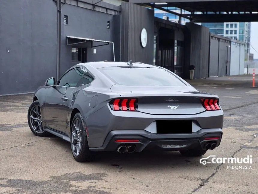 2024 Ford Mustang EcoBoost Fastback