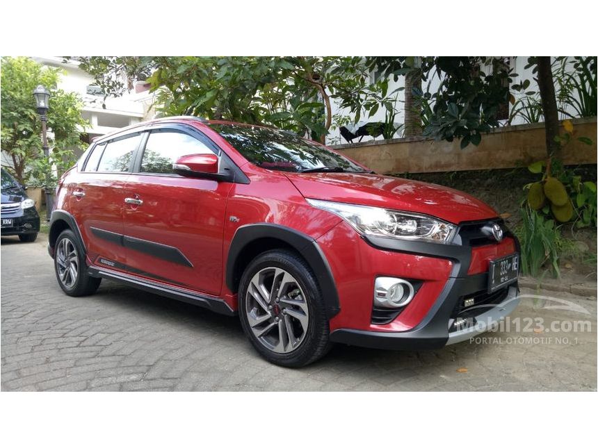 Jual Mobil  Toyota  Yaris  2021 TRD Sportivo Heykers 1 5 di 