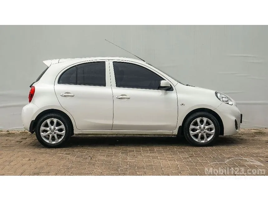 2018 Nissan March Hatchback