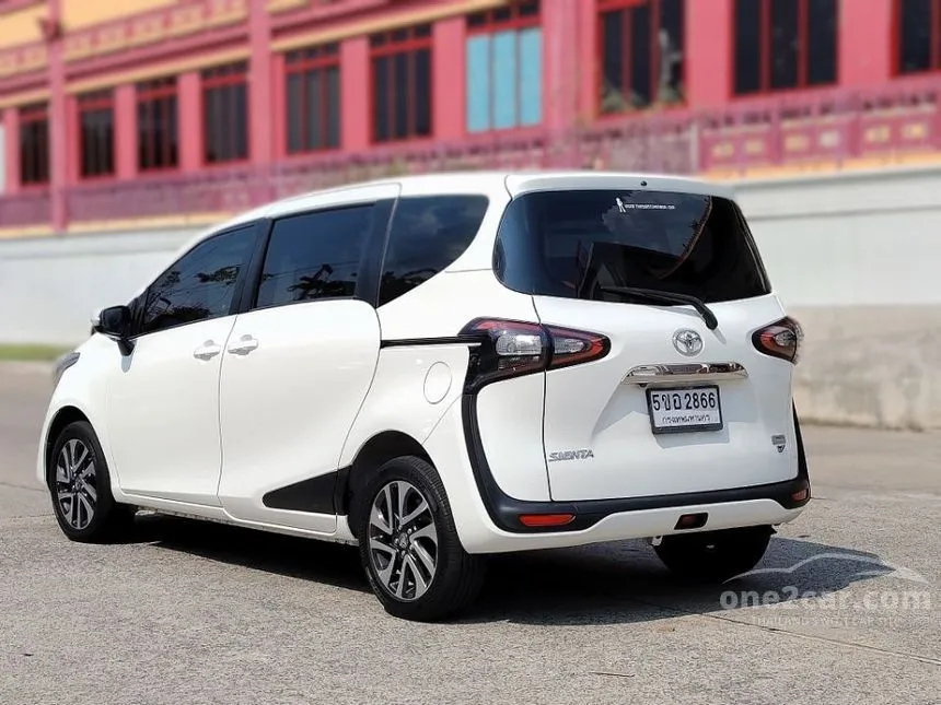 2017 Toyota SIENTA V Wagon