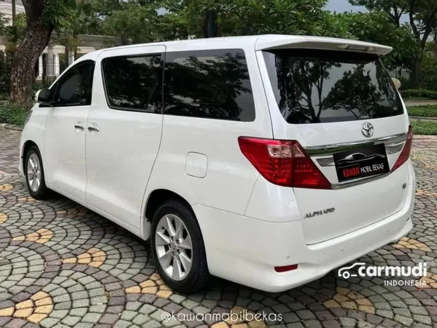 2013 Toyota Alphard G MPV